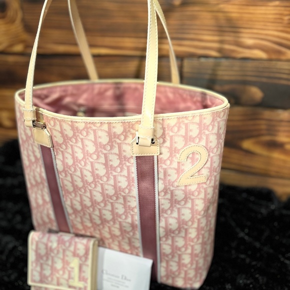 Pink Dior Bundle - Picture 2 of 16